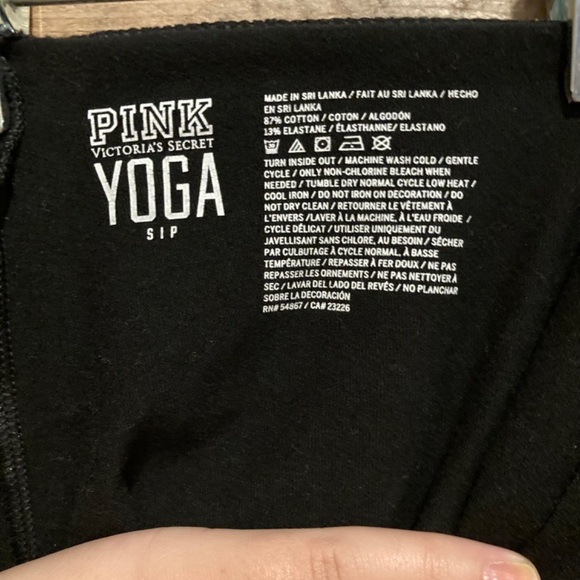 Y2K Pink Victoria’s Secret capri yoga pants - Picture 7 of 9